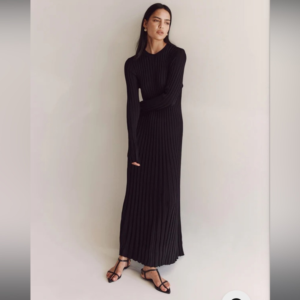 Dissh Ada Long Sleeve Midi Dress in Small